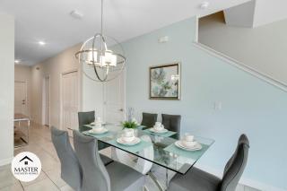 5 Bedroom 5 Bathroom Storey Lake 4901 Wa - 4