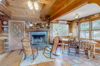 Glass Mountain Treehouse - 2