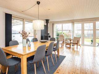 8 person holiday home in Karrebæksminde-By Traum - 5