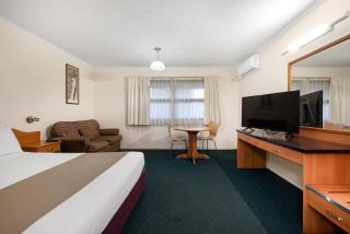 Pegasus Motor Inn and Serviced Apartments - 7