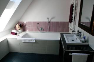 Haus Keppelborg: ZI Antonia mit Kirchplatzblick - Heek - 8