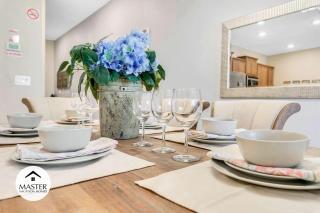 4 Bedrooms 3 Bathrooms Storey Lake 4827 Ct - Orlando - 7