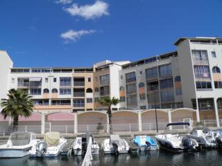 Appartement climatisé avec mezzanine, terrasse et parking, à 200m des plages, animaux admis - FR-1-338-123 - Sète - 9