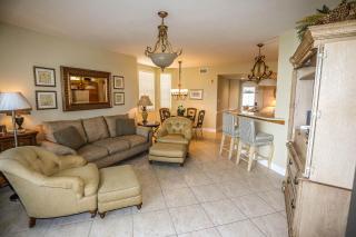 Captains Bay 403 - 6