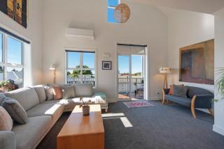 Trendy Townhouse - Nelson - 7
