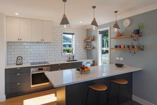 Trendy Townhouse - Nelson - 1