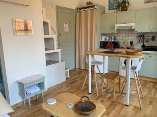 Studio Mezzanine 20m², 2 pers, Parking, Ascenseur, Amélie-les-Bains - FR-1-703-150 - Amélie-les-Bains-Palalda - 0