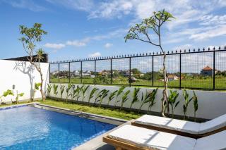 2BR Pool Villa Alba in Canggu, Rice field view - Dalung - 8