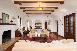 New! Spanish Gem-HotTub-Pool-Mins to River Walk - San Antonio - 9