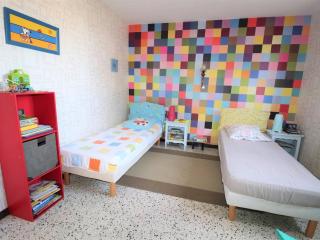 Appartement 3 pièces en RDC, 100m de la plage, terrasse, parking privé, 6 couchages, tout confort - FR-1-307-160 - Le Grau-du-Roi - 1
