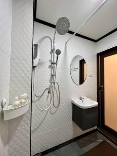 DiscoveryHome at Pratunam market - Bangkok - 4