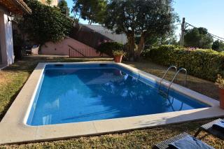 Villa Sitges Julia Vista Espectacular 2 k m s de la Playa Comoda & Area Tranquila Amplitud interior y plana - Sitges - 9