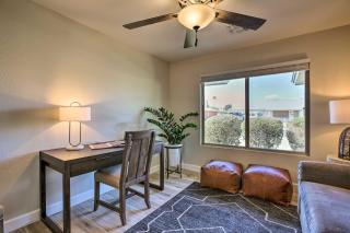 Putting Green, Community Perks Sun City West Home - Sun City West - 3