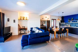 Apartment Serenity with Private Pool Near the Beach - Poljana - 1