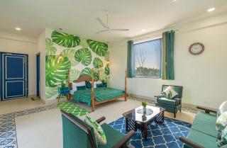 StayVista at Colour Bloom - Pet Friendly Home with Swimming Pool - - 3