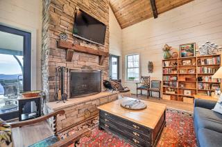 On 22 Acres Cullowhee Craftsman Home with Mtn Views - Cullowhee - 2