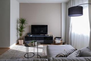 Acropolis Deluxe 2BR Apartment - Athene - 2