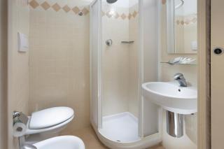 Hotel Baltic - Rimini - 6