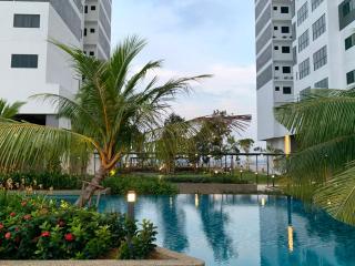 Sheera Islamic Homestay 2r2bathroom Free Wifi with tv channels Netflix Coway Water - Cheras - 0