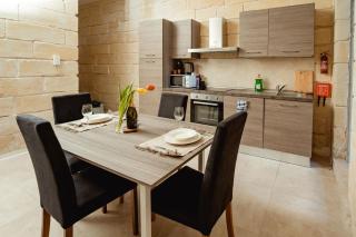 Classic 2BDR Designer Home! Close to Sea - Sliema - 8