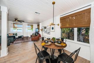 Reel Retreat - Tarpon Springs - 1