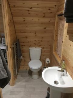 Orchard Luxe Glamping Pod - Dungannon - 5