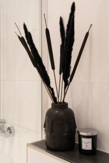 FeelsLikeHome - Schöne&zentral angebundene Altbauwohnung mit Parkplatz - 2