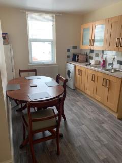 RUDGRAVE SQUARE WALLASEY - 4