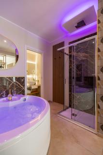 AlbaDea Suites&Jacuzzi - Rome - 2