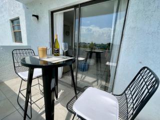Large 1 bedroom apartment with free private parking - Miami Beach - 7