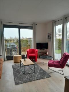 Luxe 5 persoons bungalow op rustig vakantiepark nabij Leeuwarden - 4