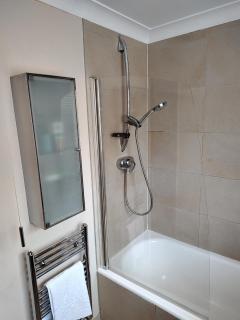 Wentworth Drive Contractor and family 3 bed Home Grantham - Lincolnshire - 7