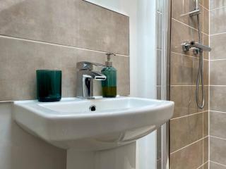Big Modern House - 15min to NEC - Sleeps 10 - Birmingham - 8