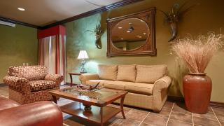 Best Western PLUS Cimarron Hotel & Suites - 7