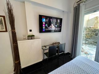 Beautiful Studio With Private Yard - Atene - 6
