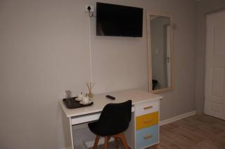 Winter Hill Home - Familia - East London - 8