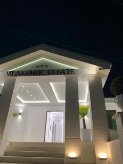 Vladimir Estate Hotel - Gjirokastër - 9