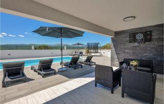 4 Bedroom Amazing Home In Imotski - Imotski - 8
