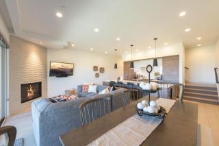 Walk to Skiing Exceptional Juniper Landing 4 BR+Den Private Hot Tub Panoramic Golf Course Views Pool - Park City - 7