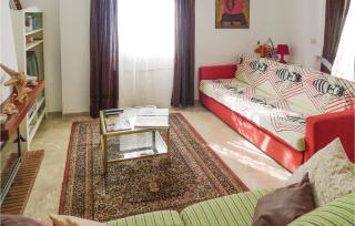 1 Bedroom Nice Apartment In Mezquitilla - 5