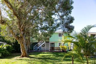 BEACHED @ YAMBA (water views, dog friendly, air con) - Yamba - 9