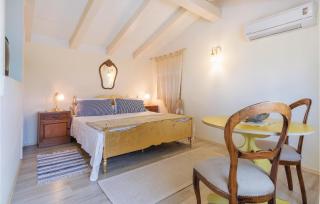 Cozy Home In Pomer With Wifi - Pomer - 7