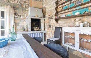 Cozy Home In Pomer With Wifi - Pomer - 4