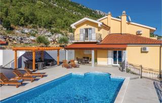 Lovely Home In Vrgorac With Sauna - 8