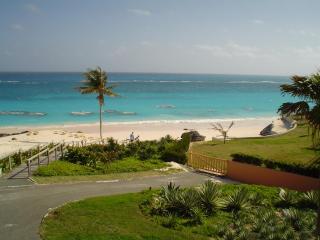 Coco Reef Bermuda - Mount Pleasant - 2