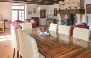Cozy Home In Eglise Neuve D'issac - 7