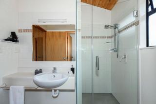 Unit 2 Kaiteri Apartments and Holiday Homes - Kaiteriteri - 4