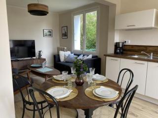 Magnifique T3 au centre, jardin privatif, proche thermes, wifi, parking, jeux extérieurs, lave-linge/sèche-linge - FR-1-541-94 - La Roche-Posay - 9