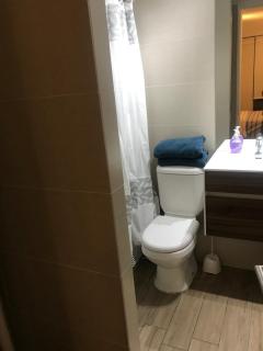 Cómodo ,impecable , 4 Mts Clinica las Condes - Santiago - 4