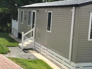 Luxury Holiday Home Sleeps 6 Pet Friendly - St Austell - 4